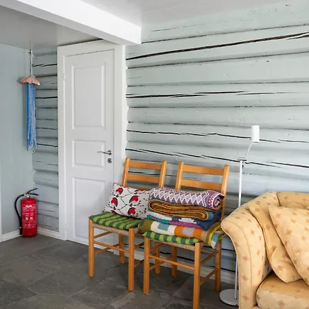 Beautiful Log House At The World's End, Tjome וילה