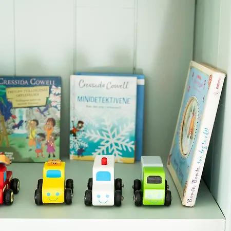 וילה Beautiful Log House At The World's End, Tjome